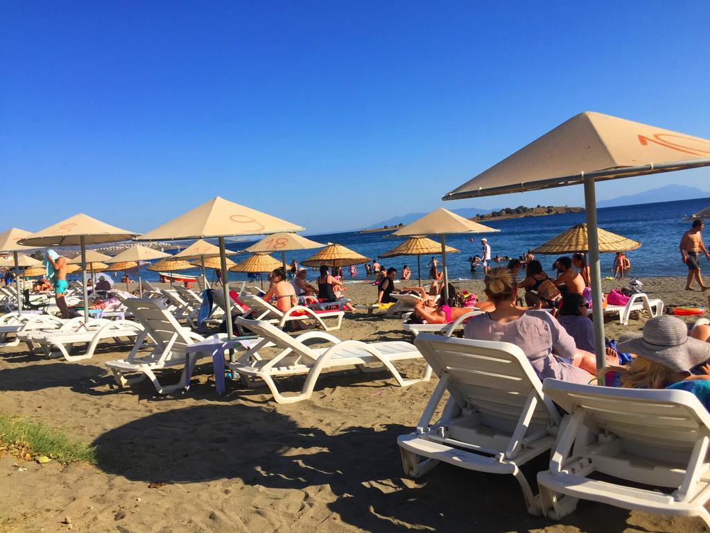 Mali Beach Aparthotel Siğacık Bagian luar foto