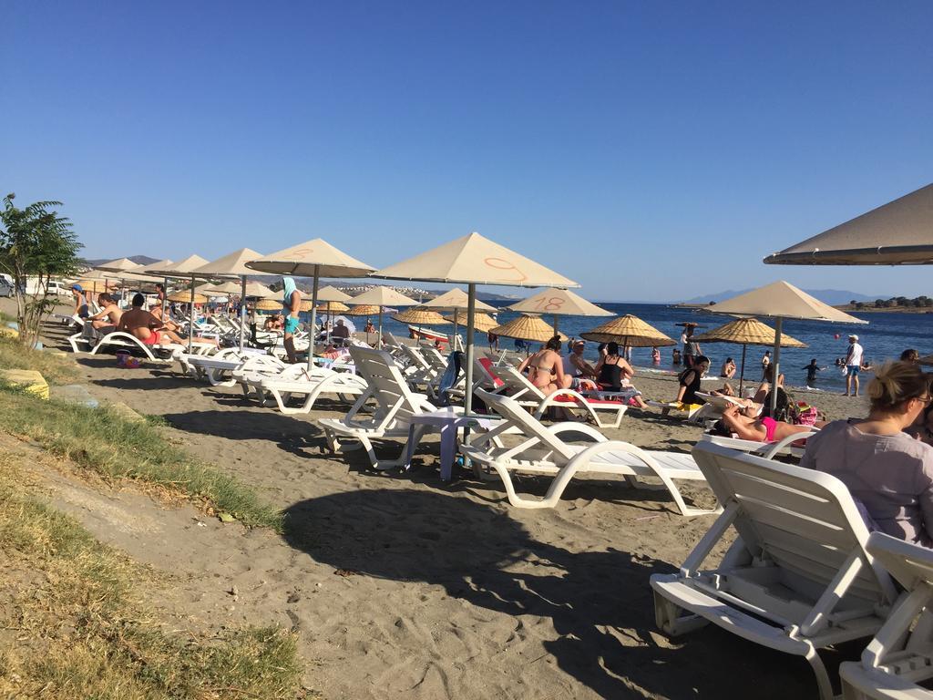 Mali Beach Aparthotel Siğacık Bagian luar foto