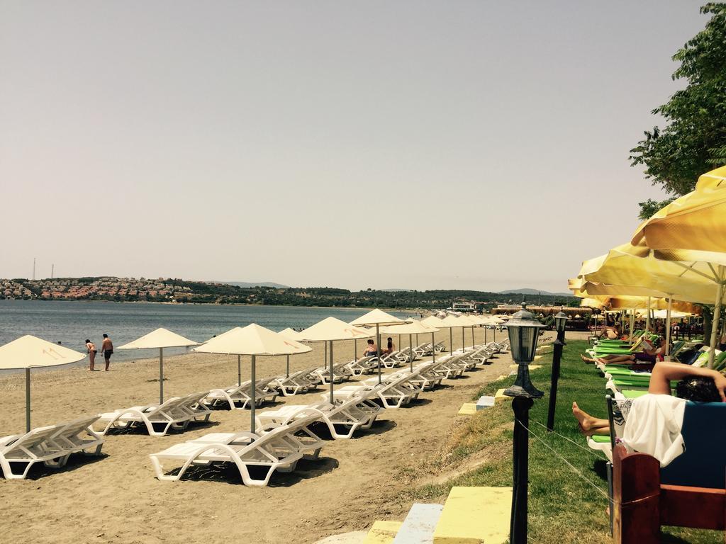 Mali Beach Aparthotel Siğacık Bagian luar foto